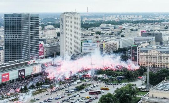 Podzielone wspomnienie. 77. rocznica wybuchu Powstania Warszawskiego