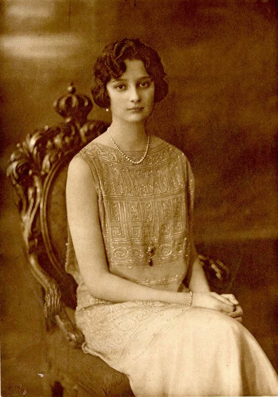 Astrid Bernadotte. „Królowa ludzkich serc” 60 lat przed Dianą