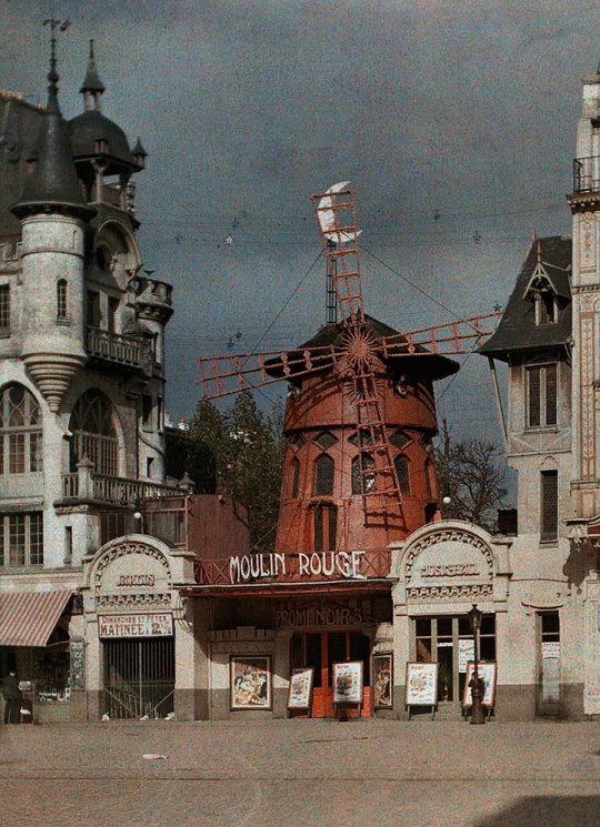 Rozpusta w rytmie kankana. Sekrety Moulin Rouge