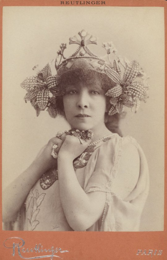 Sarah Bernhardt. Gwiazda teatru, skandalistka, uwodzicielka